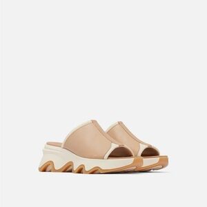 Sorel KINETIC™ IMPACT SLIDE HIGH WOMEN'S WEDGE SANDAL. Size 7.